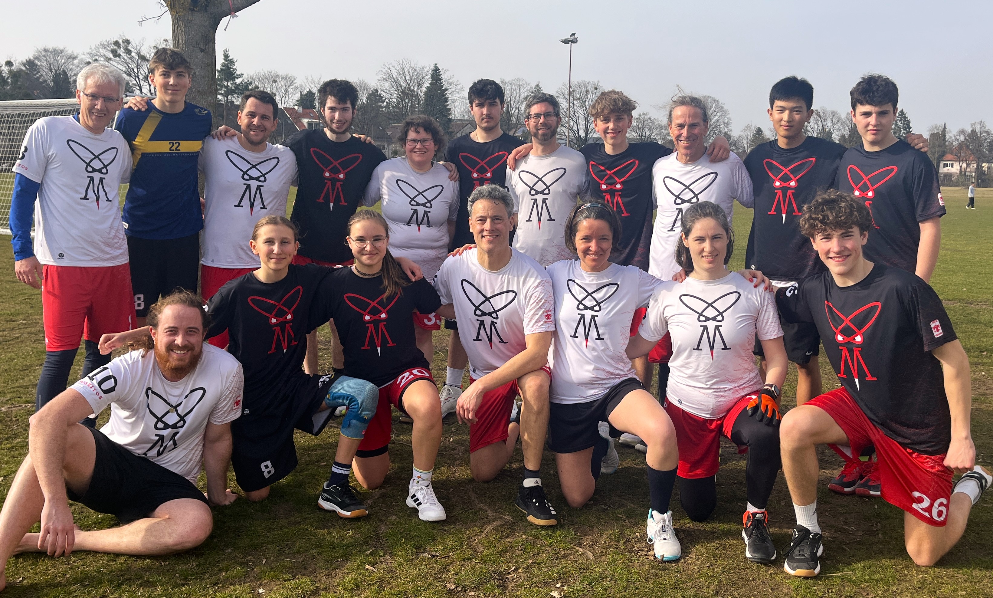 WUM Moskitos EW U20 mit Trainer Christoph B&ouml;ttcher